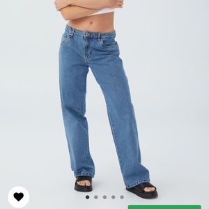 Low Rise Straight Jeans/Cotton On
